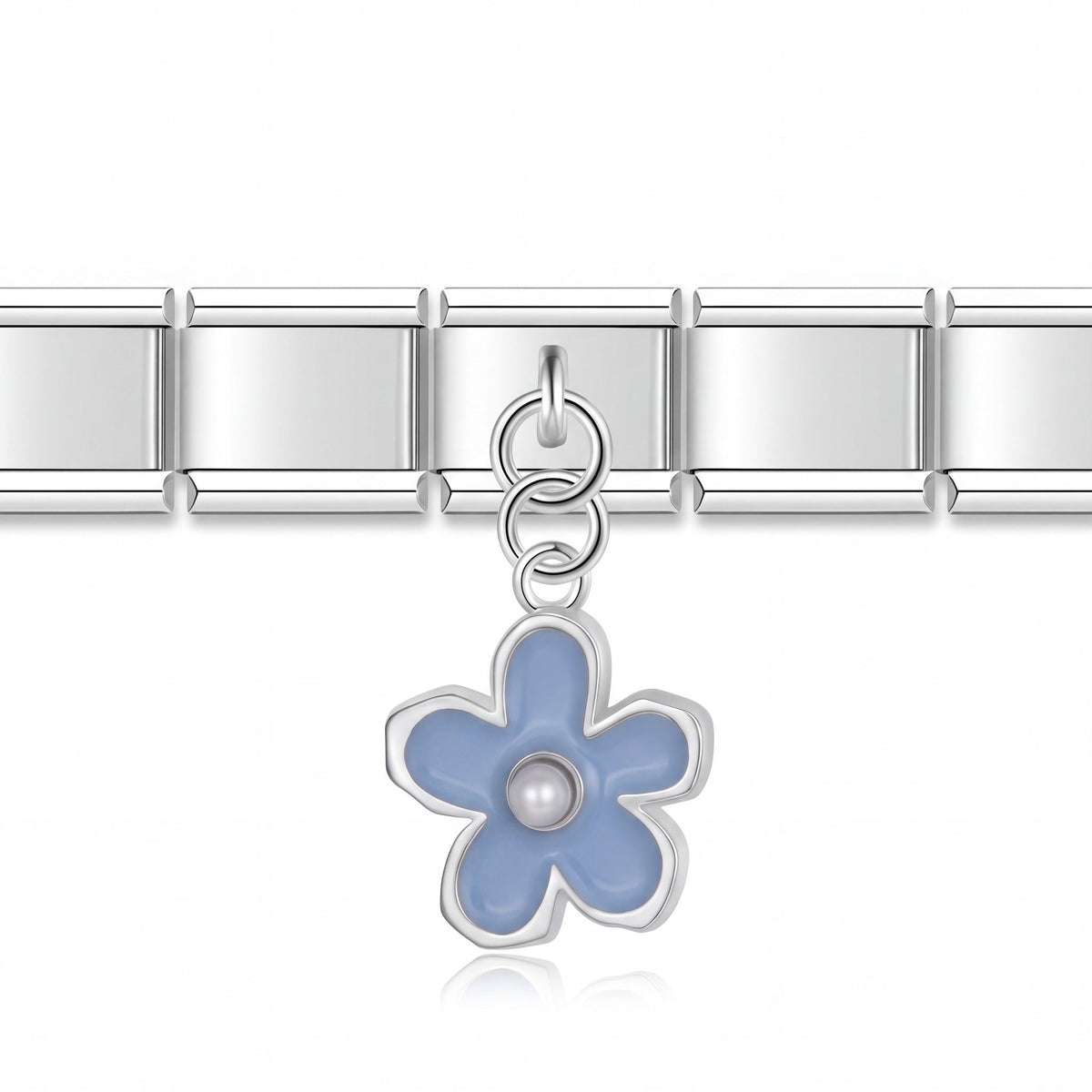 Charm Colgante Flor azul (Cinco Pétalos) en pulsera italiana de eslabones