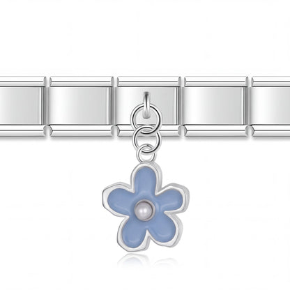 Charm Colgante Flor azul (Cinco Pétalos) en pulsera italiana de eslabones