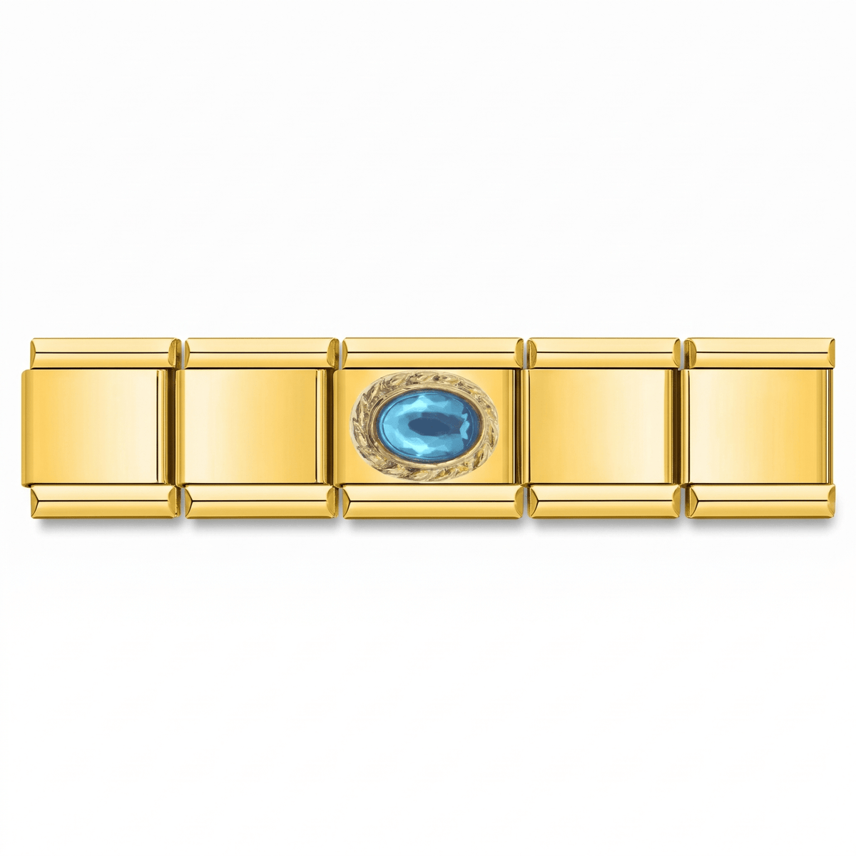 Charm con una piedra azul engarzada en pulsera italiana de eslabones