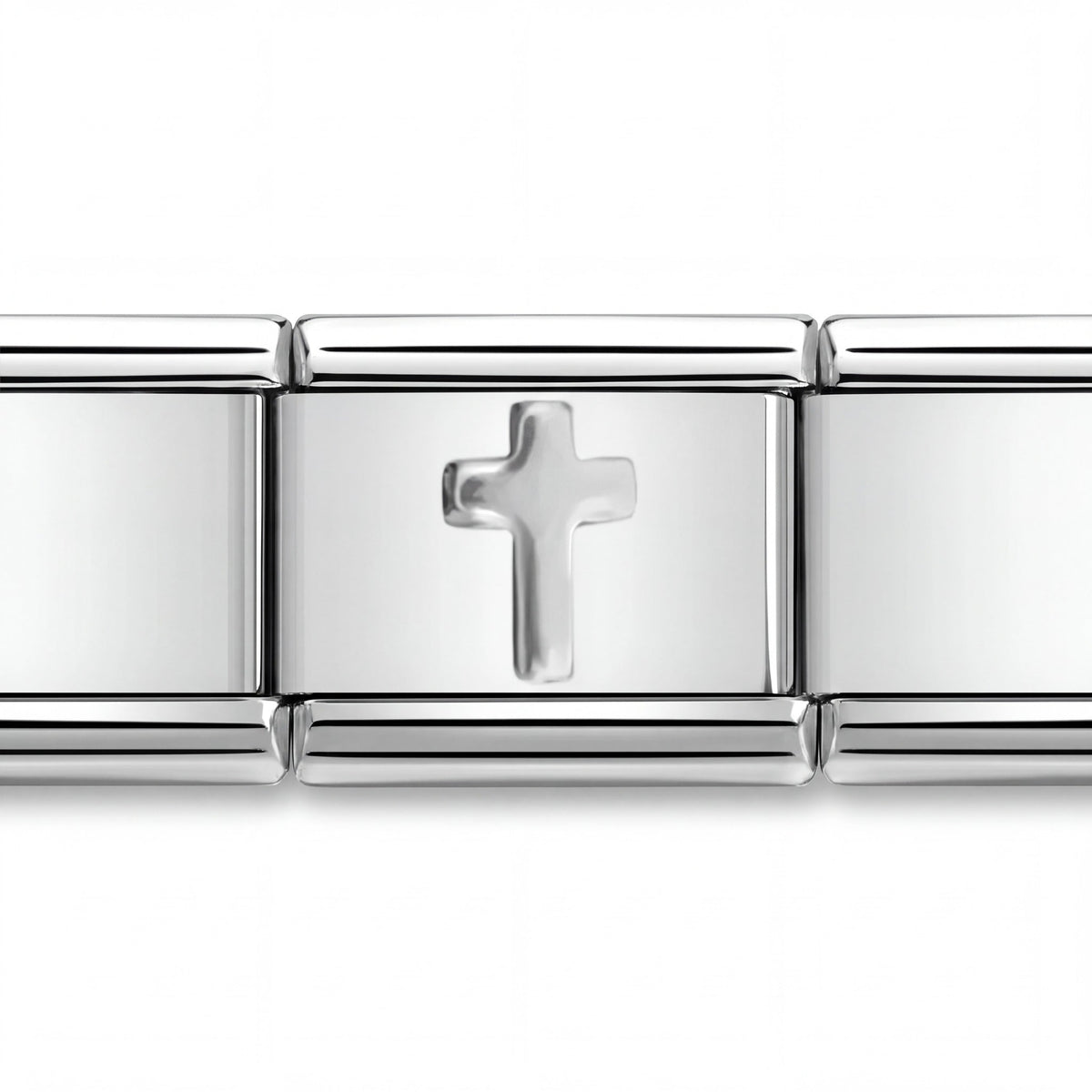 Charm Cruz en pulsera italiana de eslabones