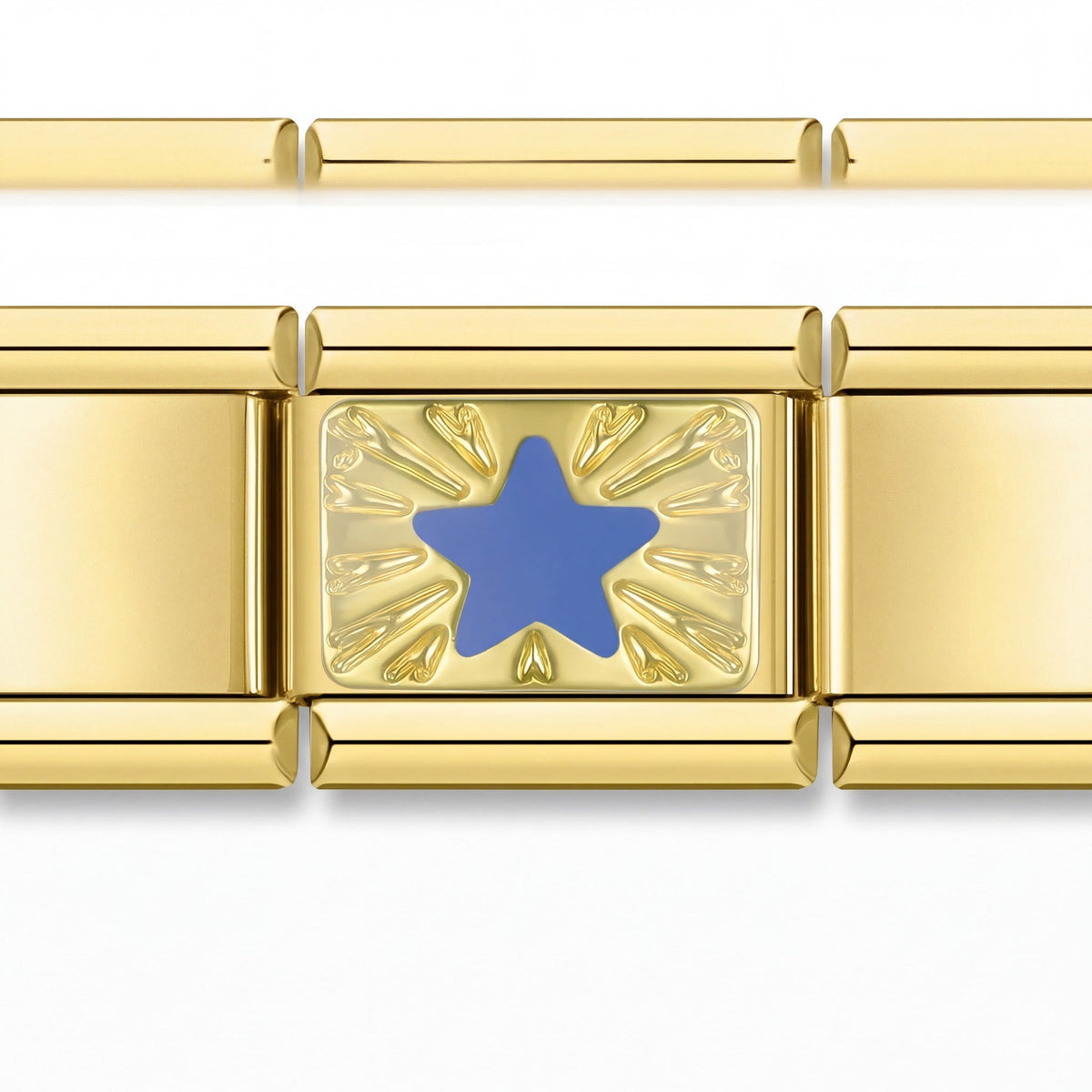 Charm Estrella Azul (Rayos Dorados) en pulsera italiana de eslabones