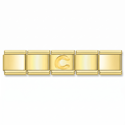Charm Letra C (Dorado) en pulsera italiana de eslabones