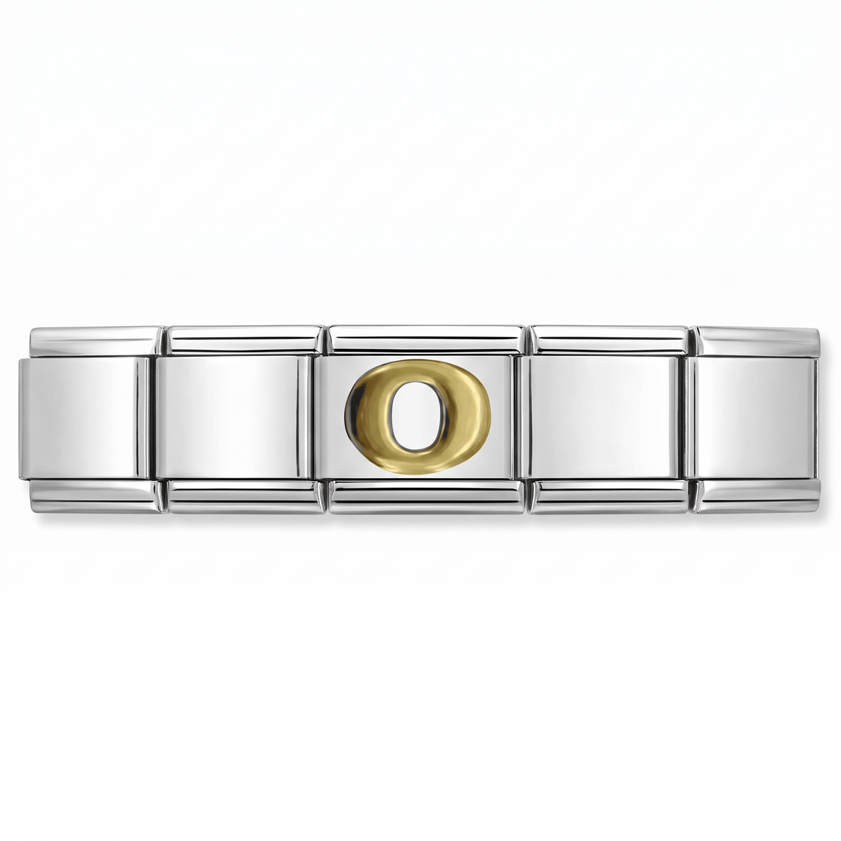 Charm Letra O (Plateado) en pulsera italiana de eslabones
