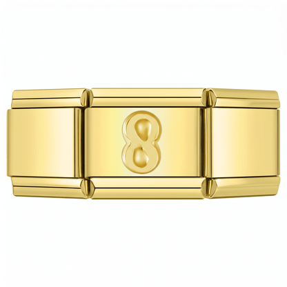 Charm Número 8 (Dorado) en pulsera italiana de eslabones