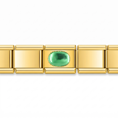 Charm Piedra verde y detalles dorados en pulsera italiana de eslabones