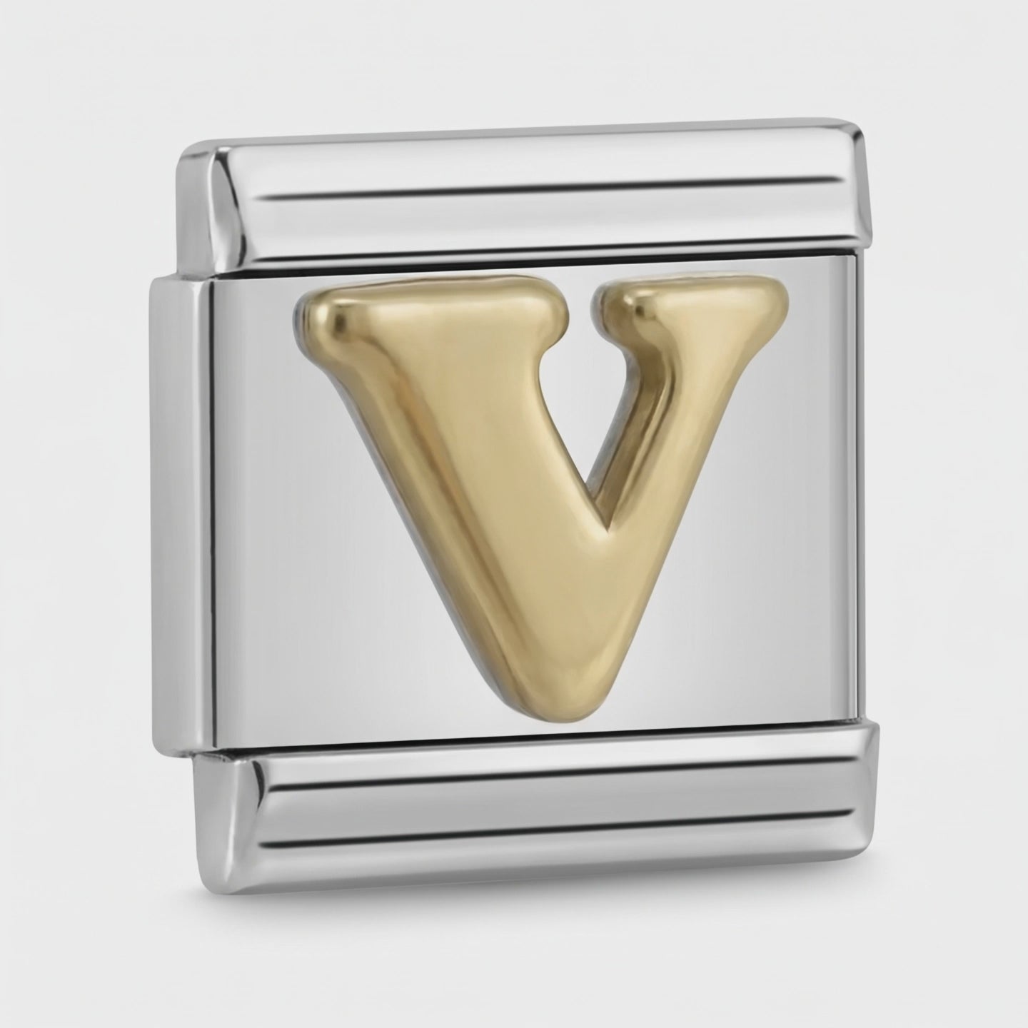 Video del Charm Letra V (Plateado)
