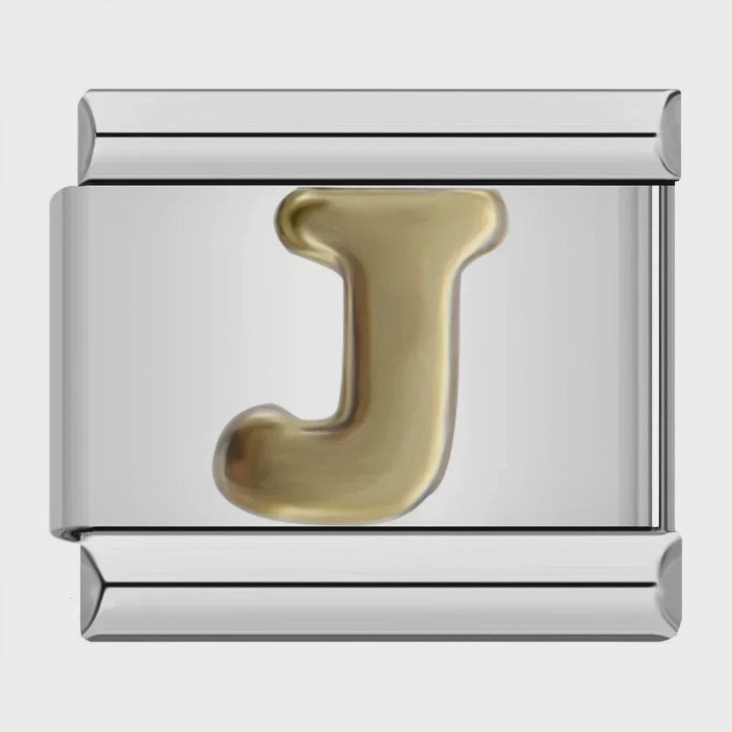 Video del Charm Letra J (Plateado)