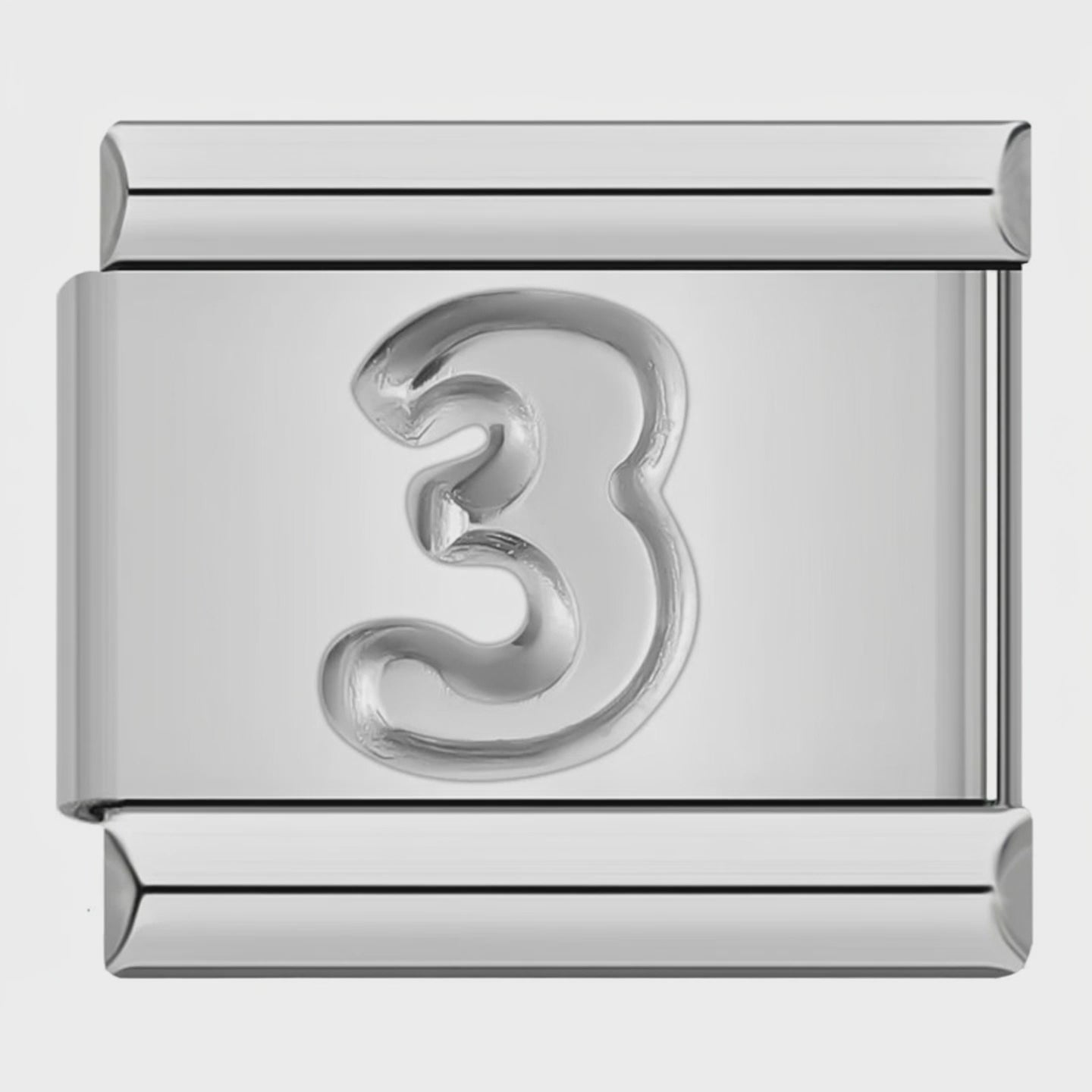 Charm Número 3 (Plateado) – video