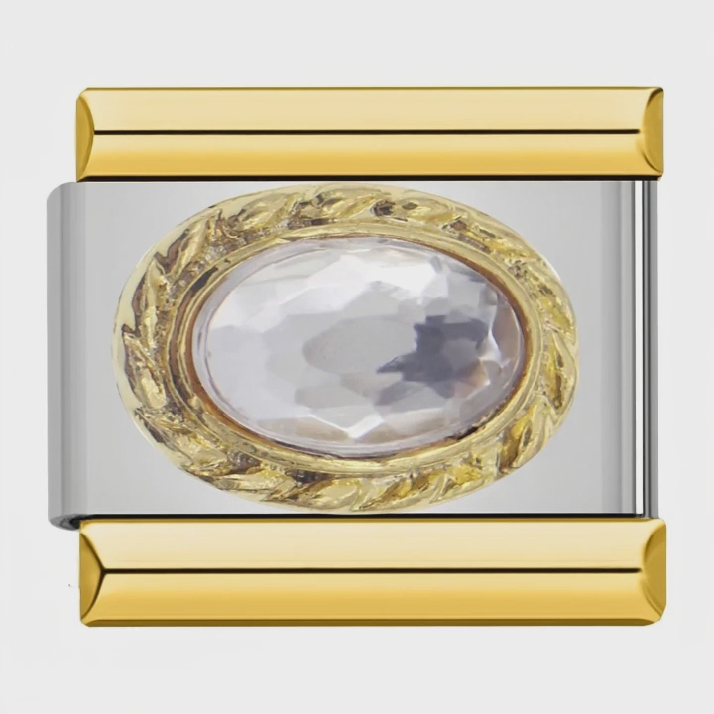 Video del Charm con una piedra transparente